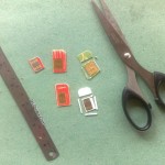 Peralatan untuk membuat kartu micro SIM modifikasi