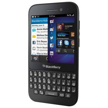 Blackberry Q5 - Hitam
